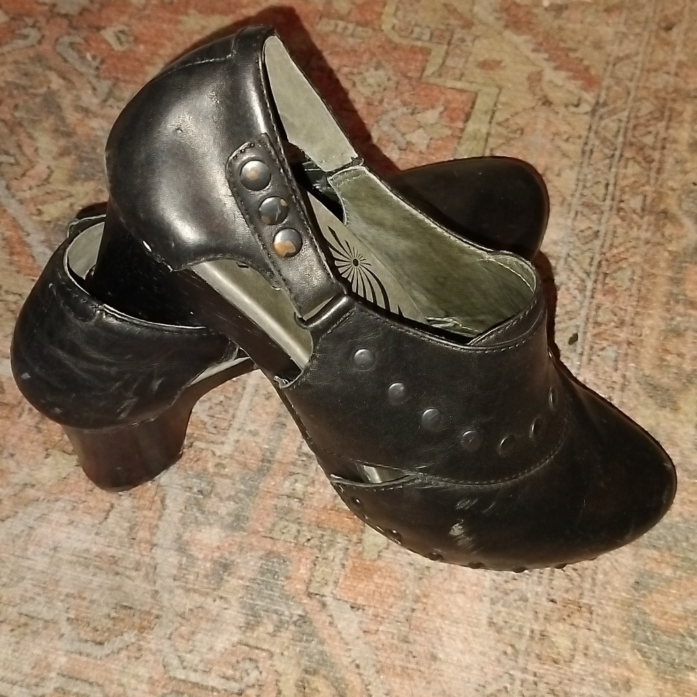 Elegant Dansko Black Women's Heel Clogs - Size 40 (9) - Picture 2 of 5